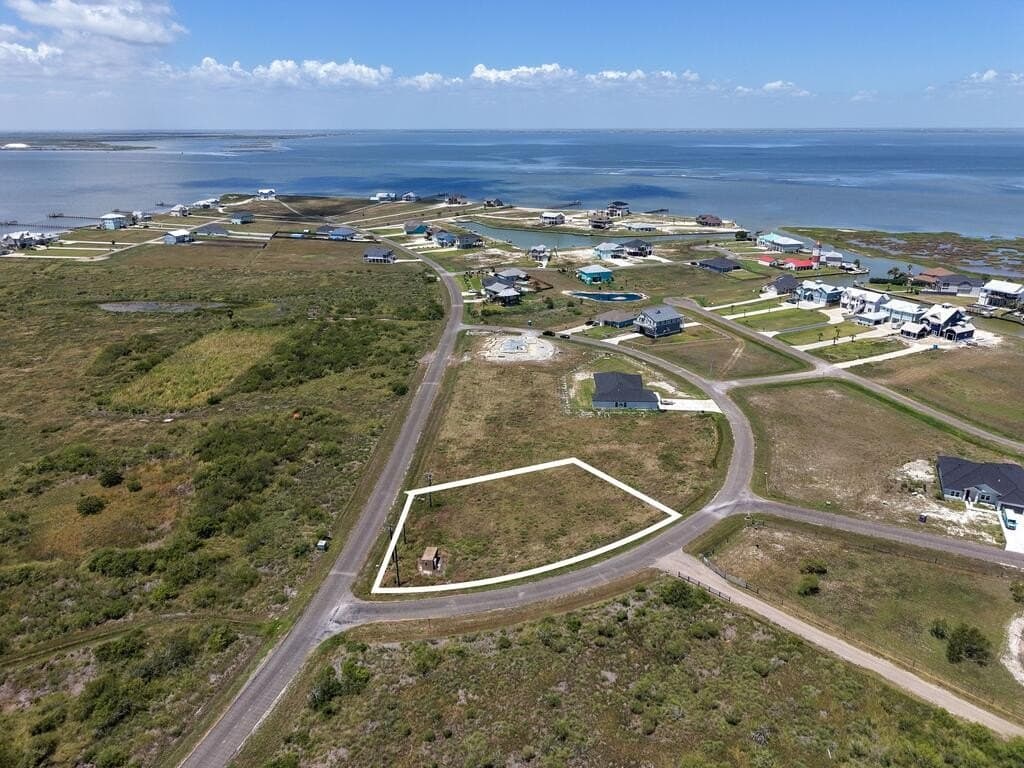 0.57 acres in Texas County - photo 2