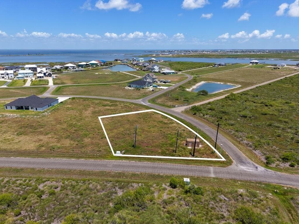 0.57 acres in Texas County - photo 3