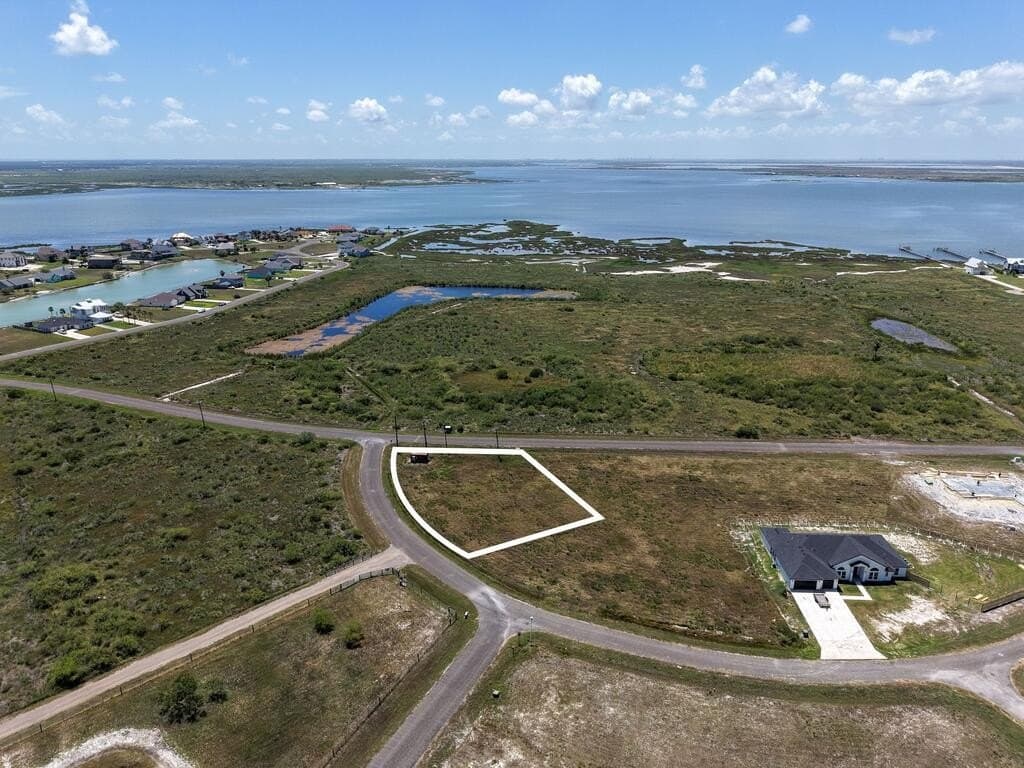 0.57 acres in Texas County - photo 7
