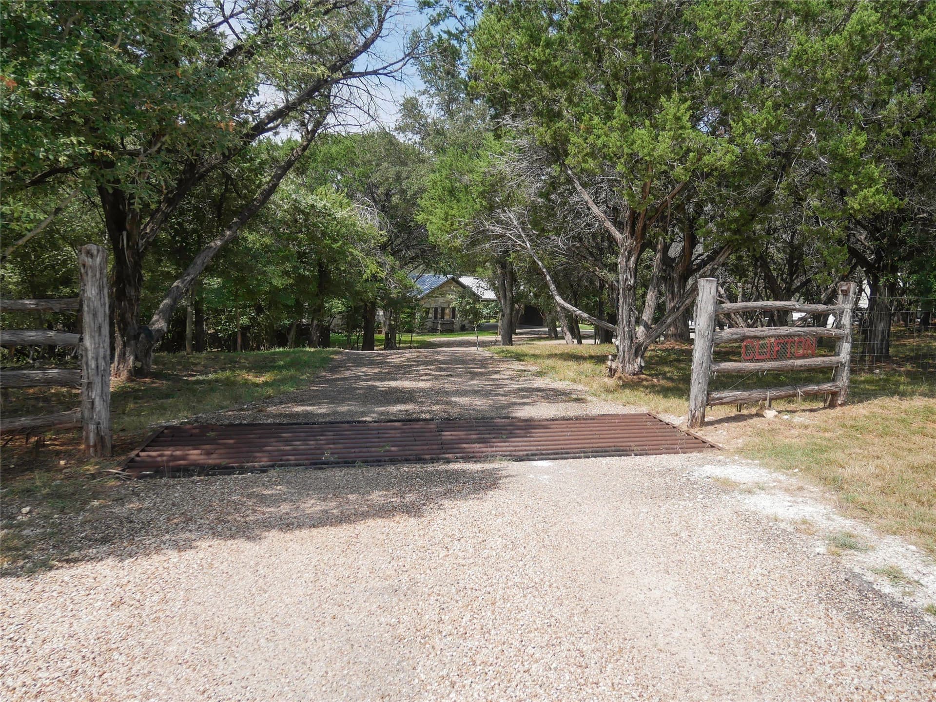 25.32 acres in Bosque County gallery image 4