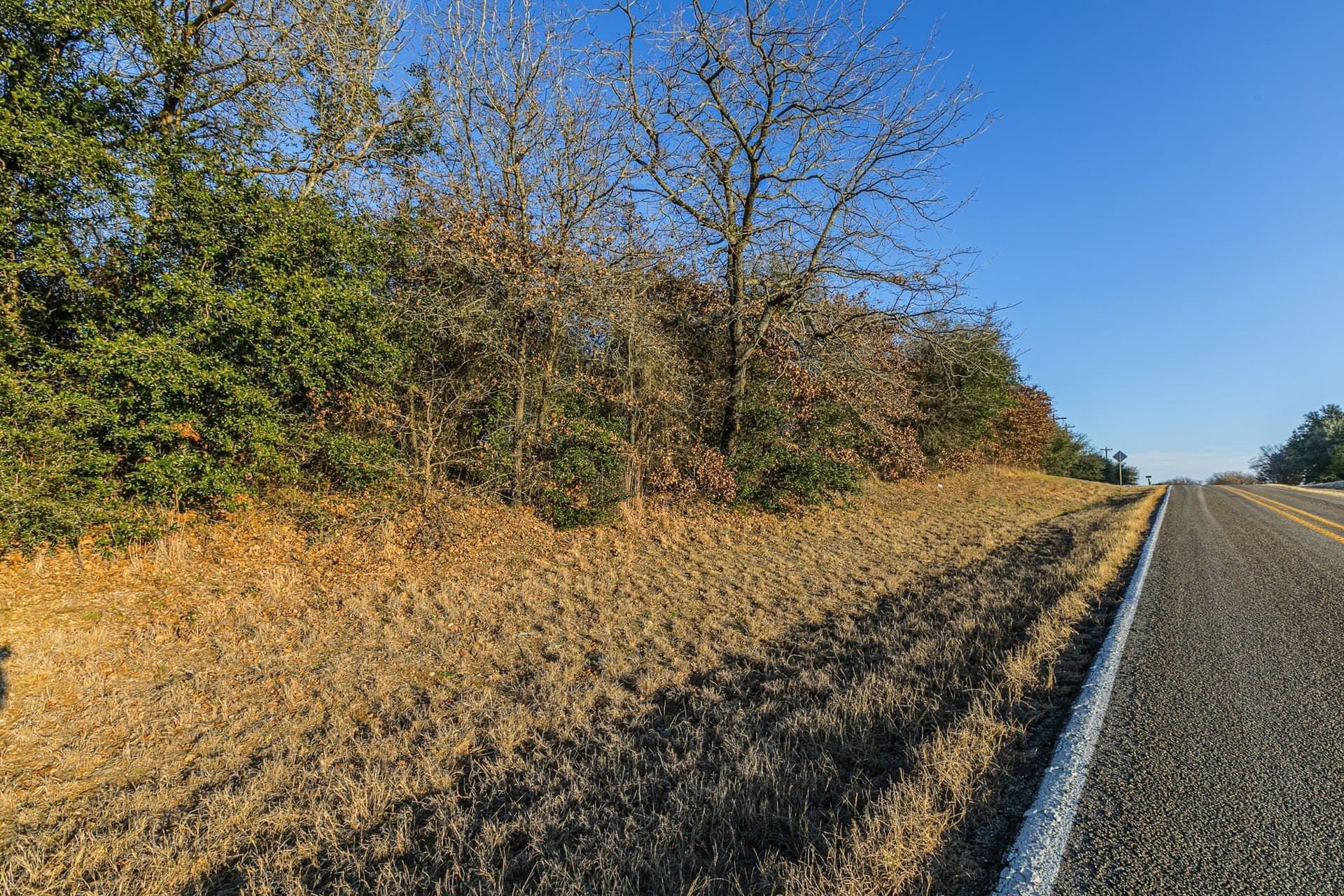 10.5 acres in Hill County - photo 4