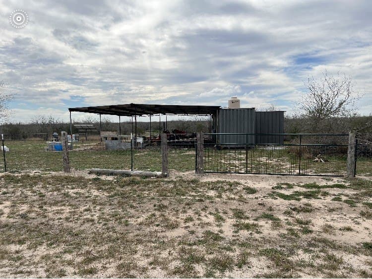 10.1 acres in Duval County