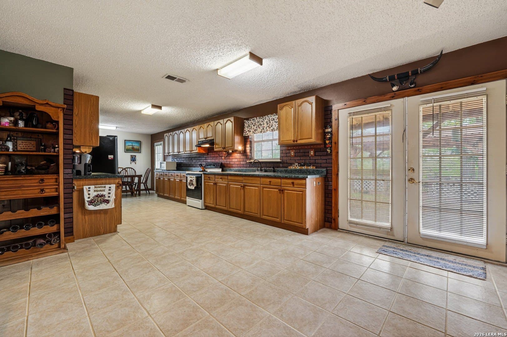 10.3 acres in Guadalupe County gallery image 4