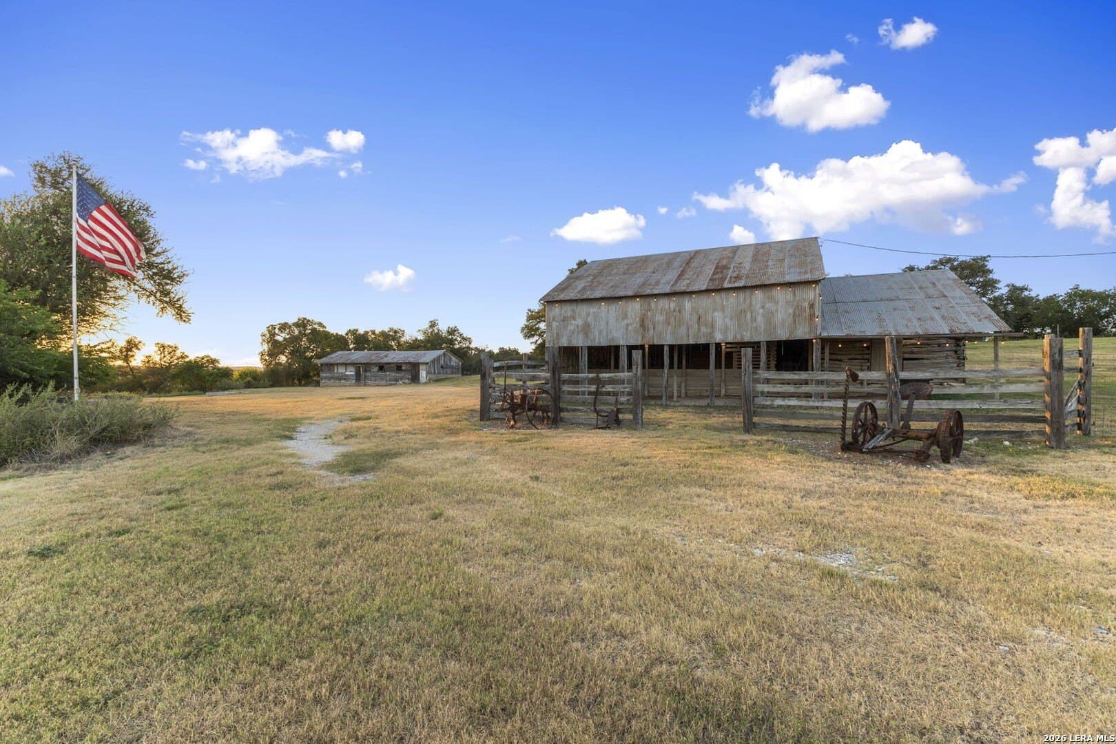 21.53 acres in Comal County - photo 11