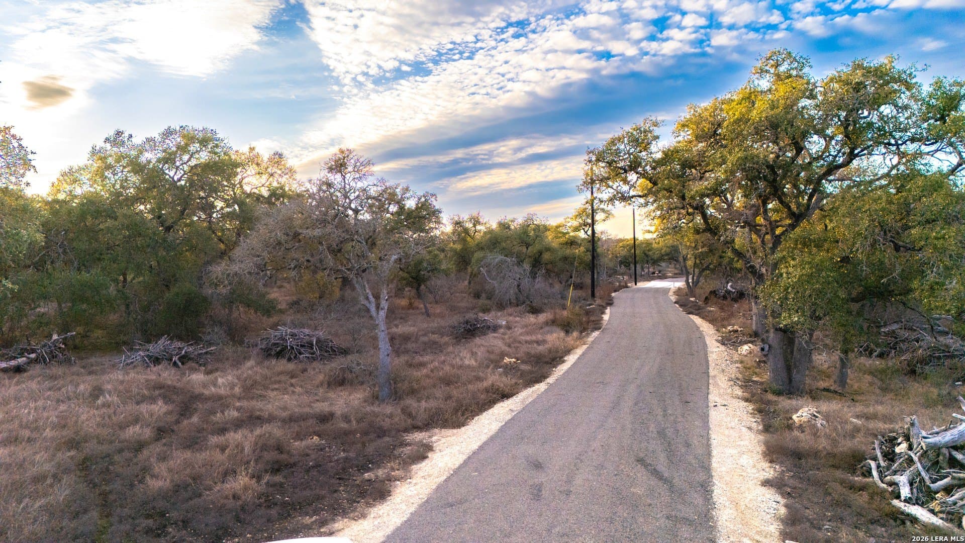 10.39 acres in Comal County gallery image 3