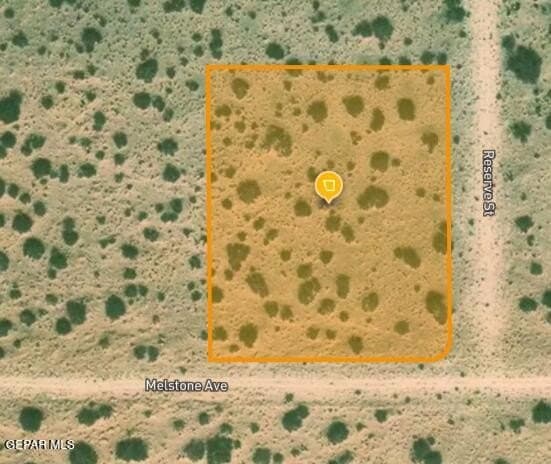 1.65 acres in El Paso County gallery image 2