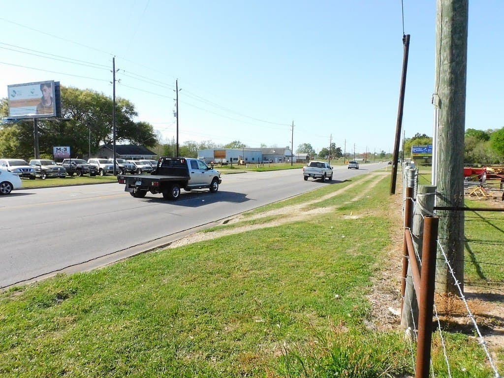 5.84 acres in Austin County - photo 3