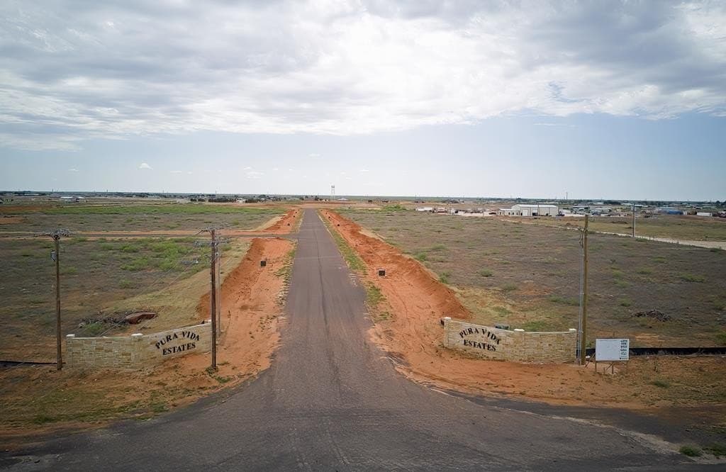 1.02 acres in Ector County