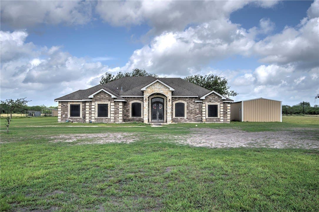 10 acres in Jim Wells County