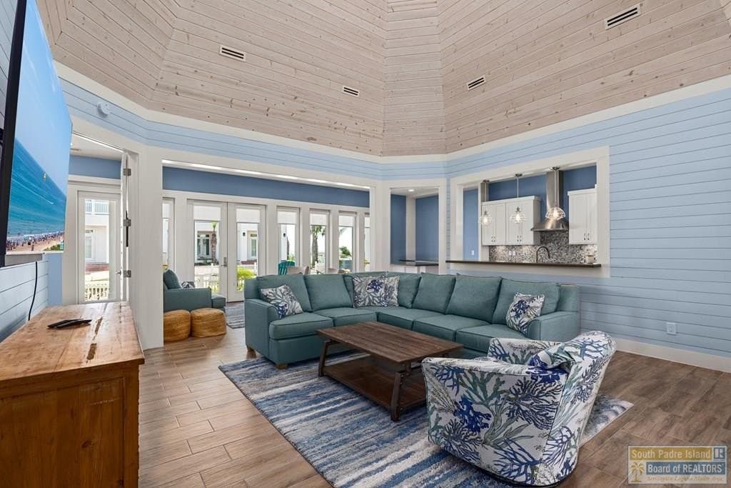 240 acres in Cameron County gallery image 2