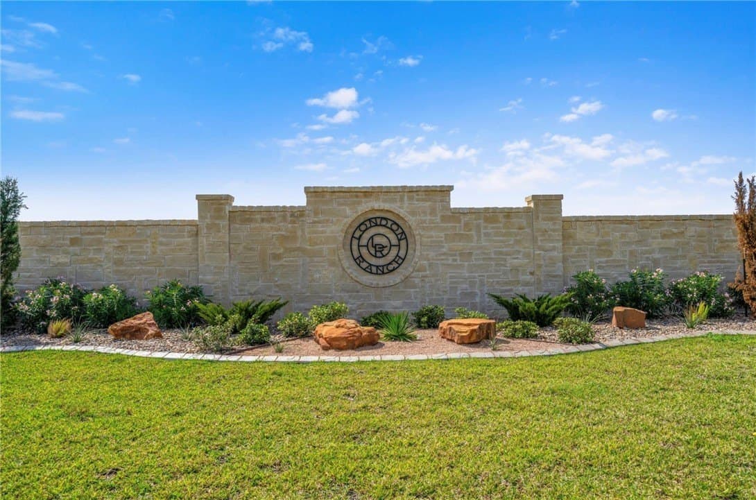 0.77 acres in Nueces County