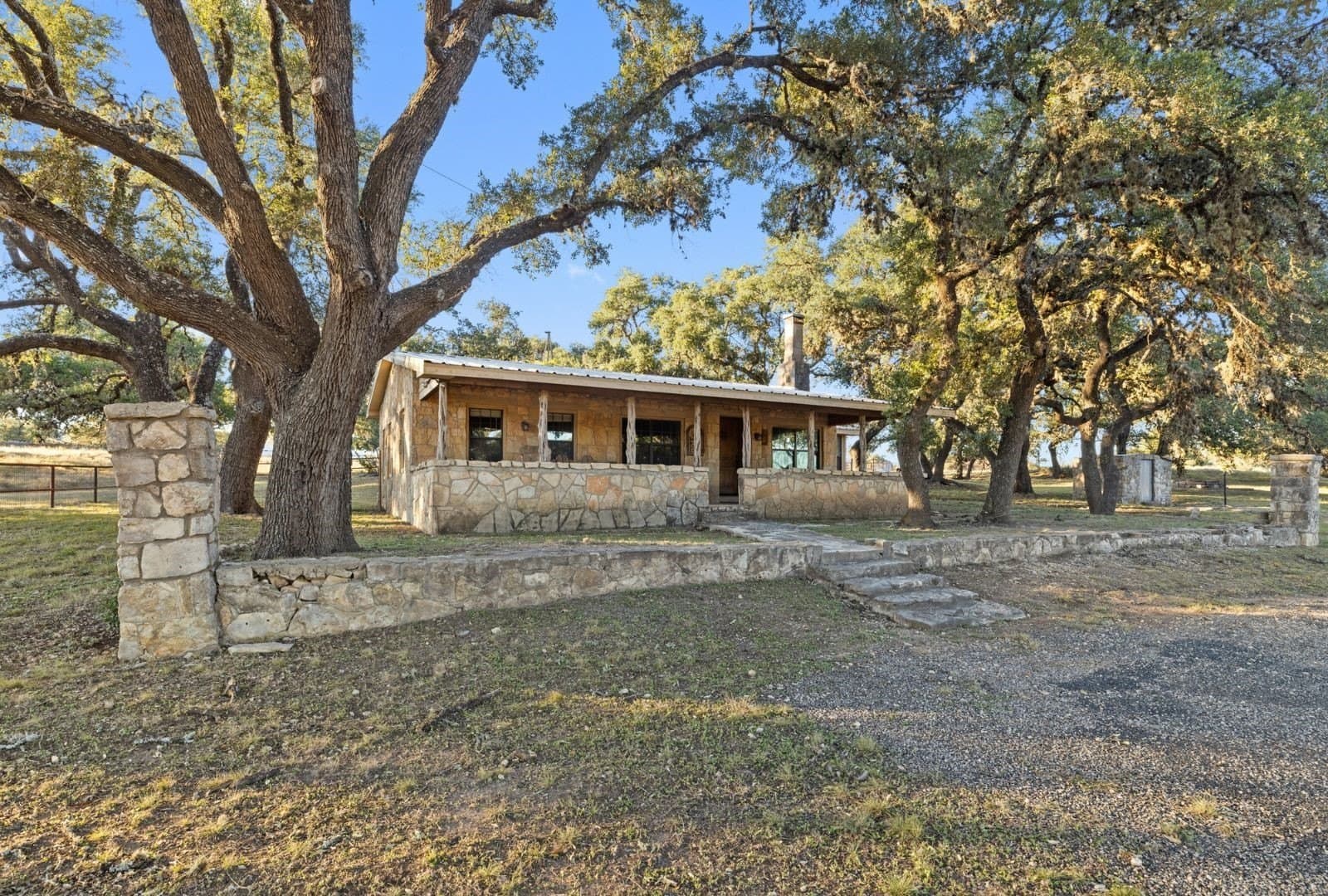 855 acres in Hays County - photo 38