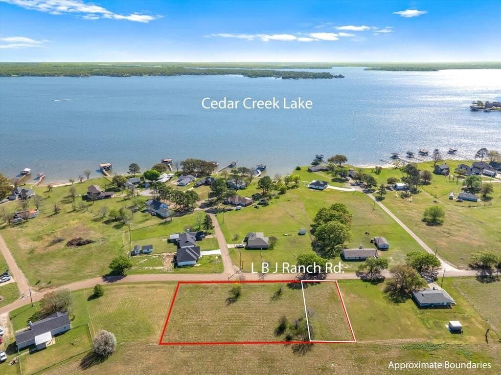 0.19 acres in Henderson County