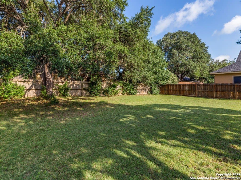 0.22 acres in Kendall County gallery image 2