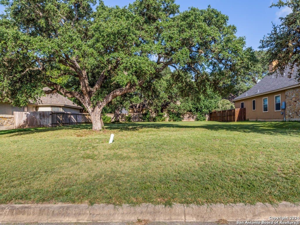 0.22 acres in Kendall County gallery image 4