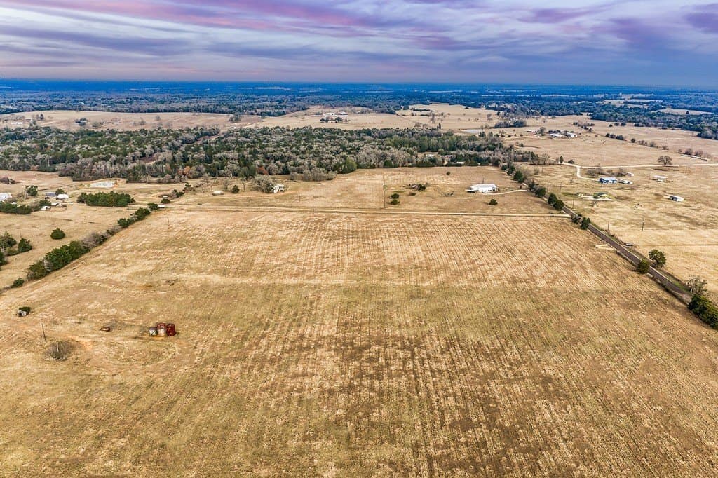 25 acres in Burleson County - photo 4