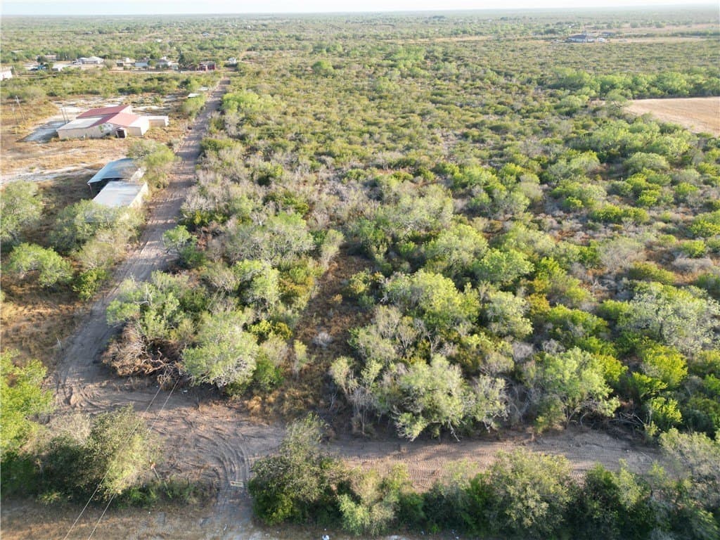 13.33 acres in Duval County - photo 2