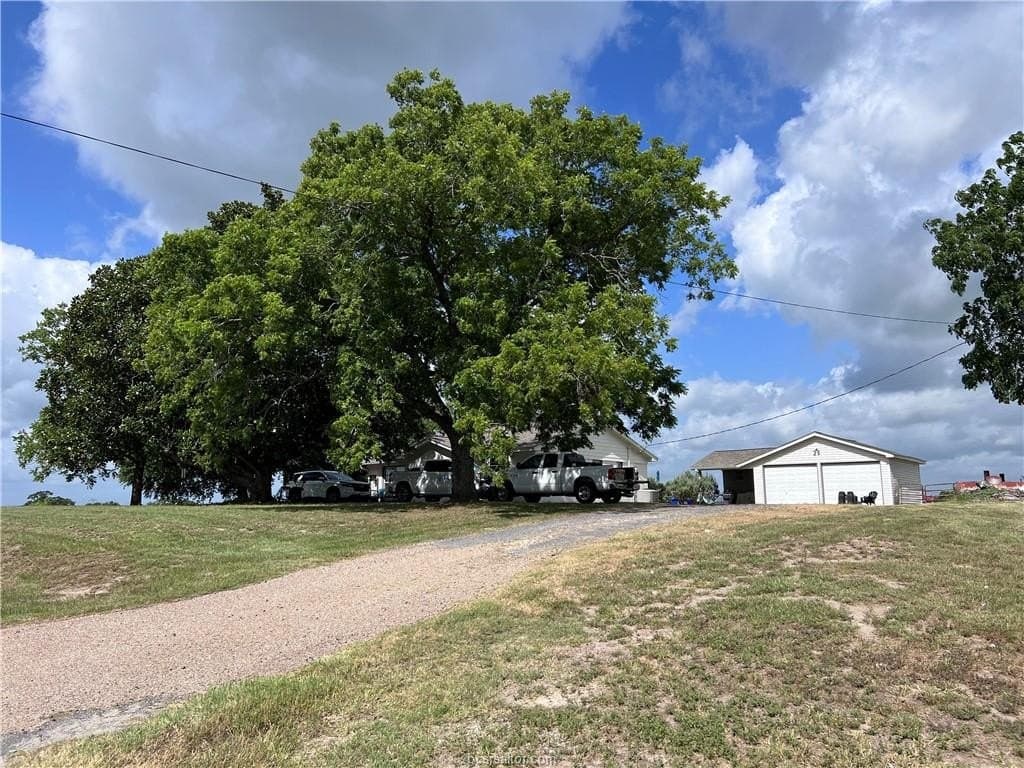 20 acres in Grimes County - photo 11