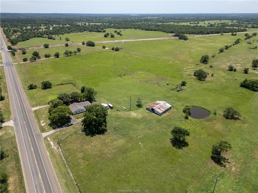 20 acres in Grimes County - photo 32