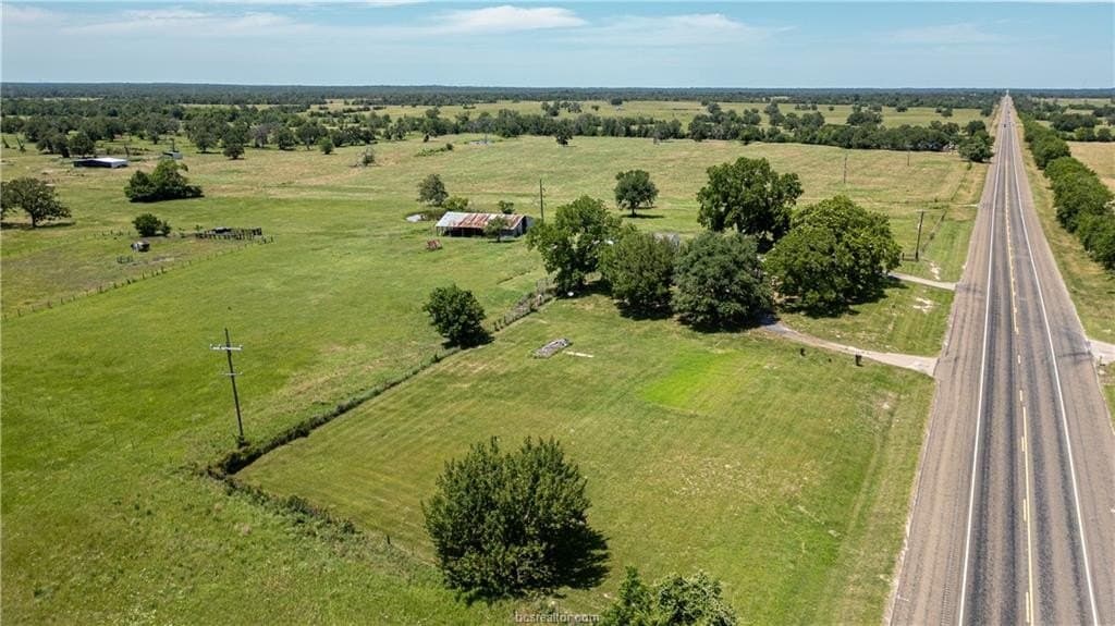 20 acres in Grimes County - photo 37