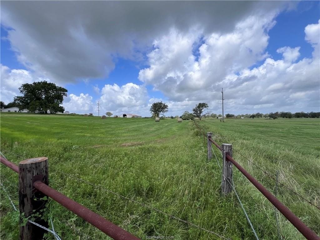 20 acres in Grimes County - photo 10