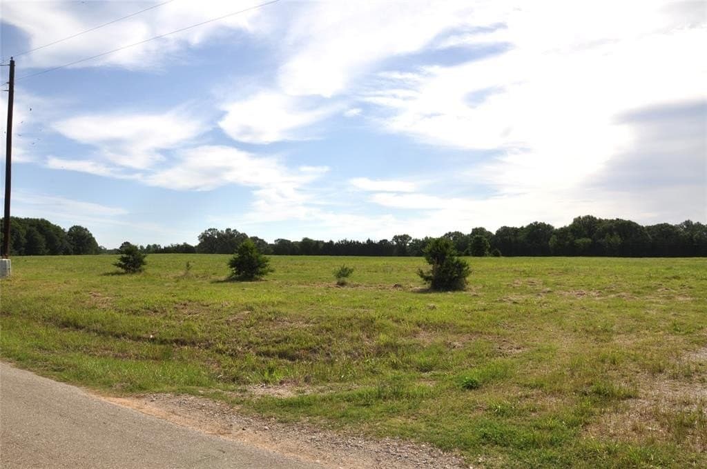 10 acres in Van Zandt County gallery image 2