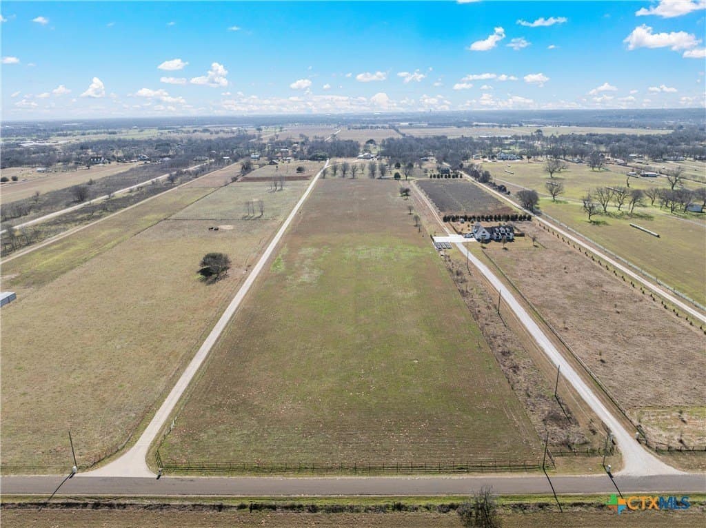 12 acres in McLennan County gallery image 4