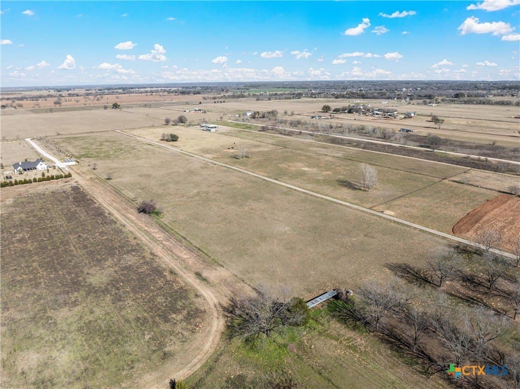 12 acres in McLennan County gallery image 3