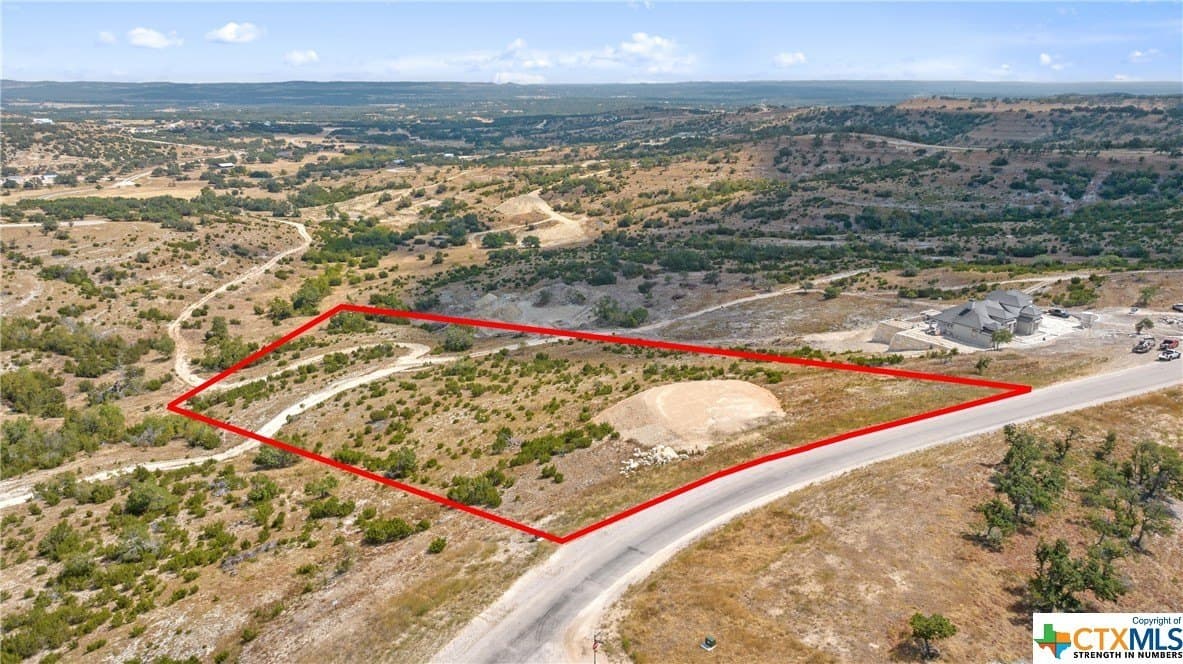 5.75 acres in Blanco County gallery image 4