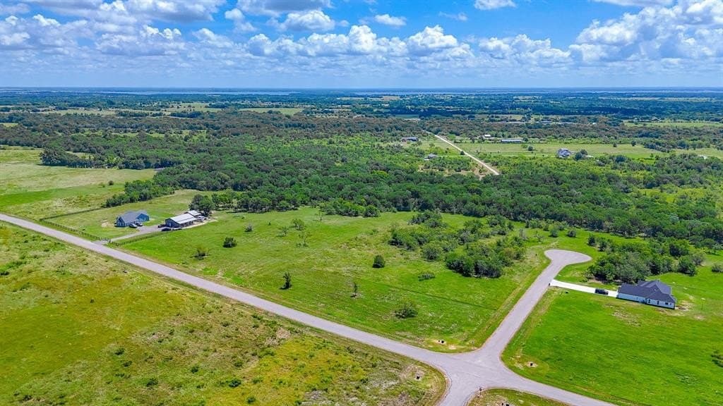 1 acres in Navarro County gallery image 4