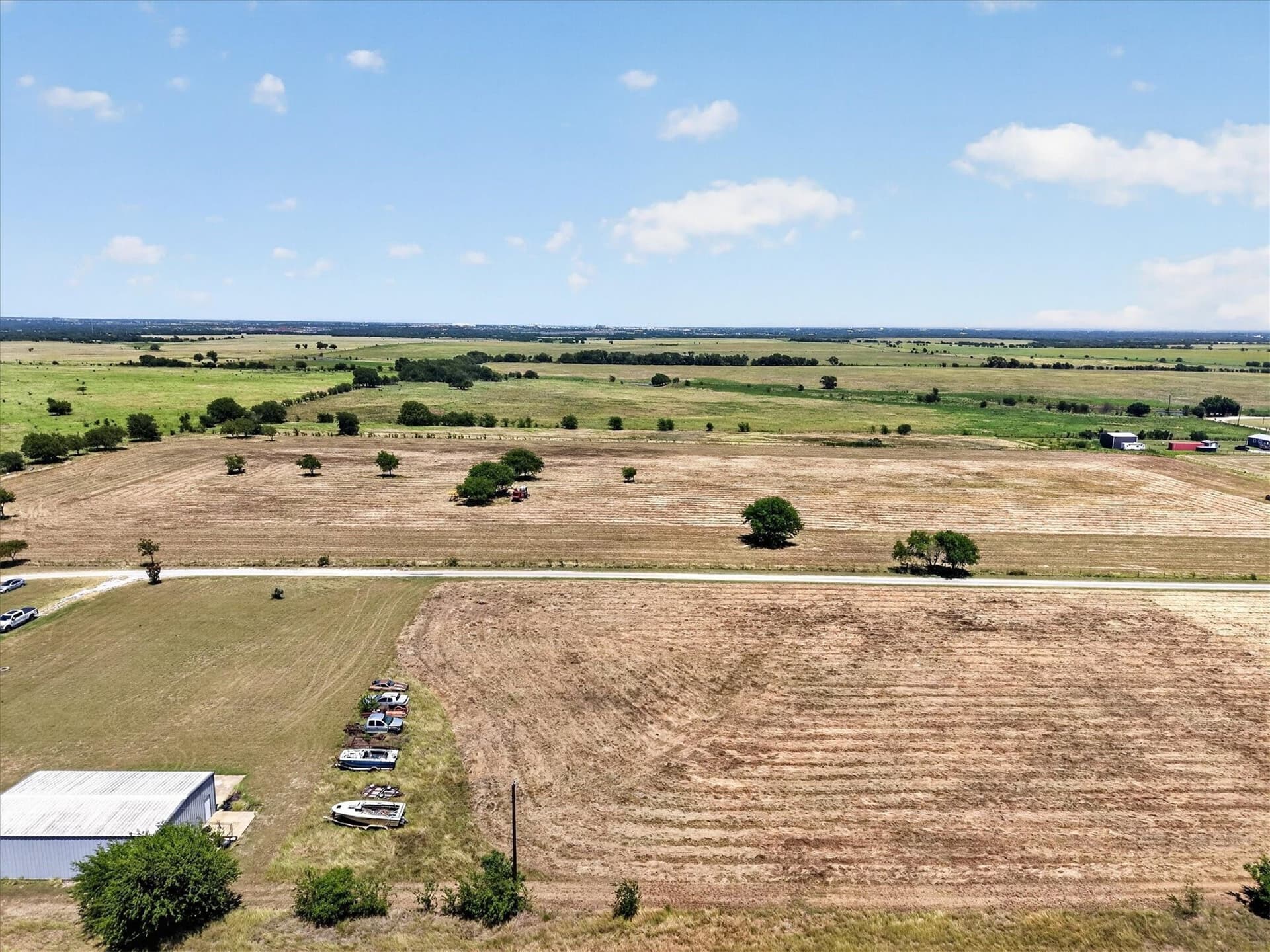 1 acres in Ellis County gallery image 4