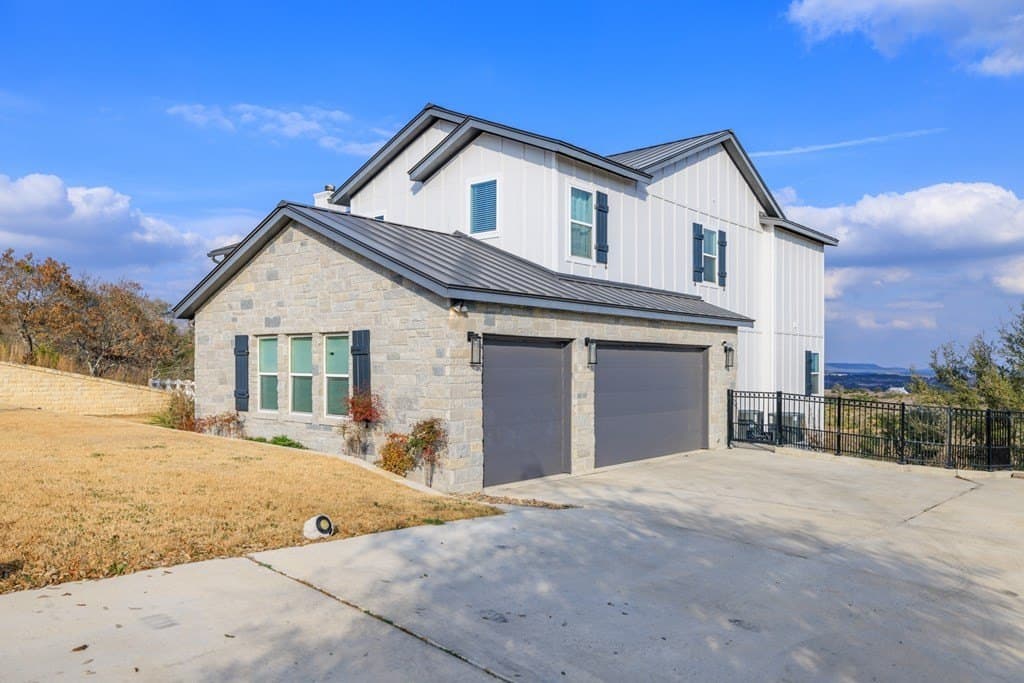 10.33 acres in Kendall County gallery image 4