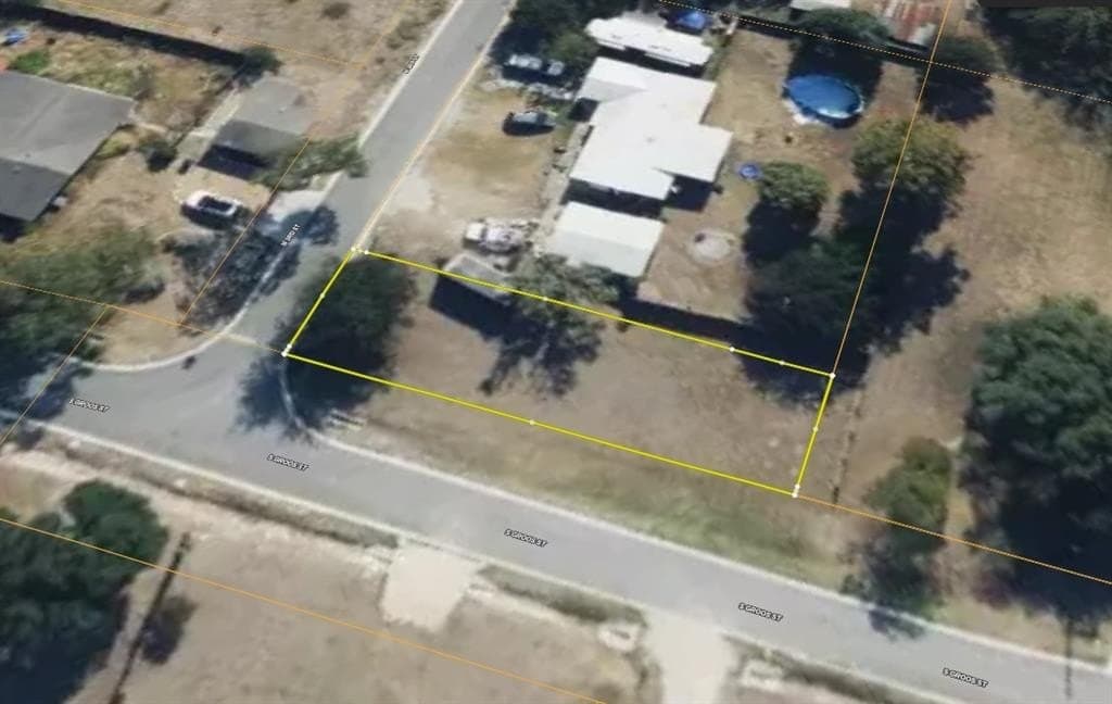 0.14 acres in Hays County gallery image 3