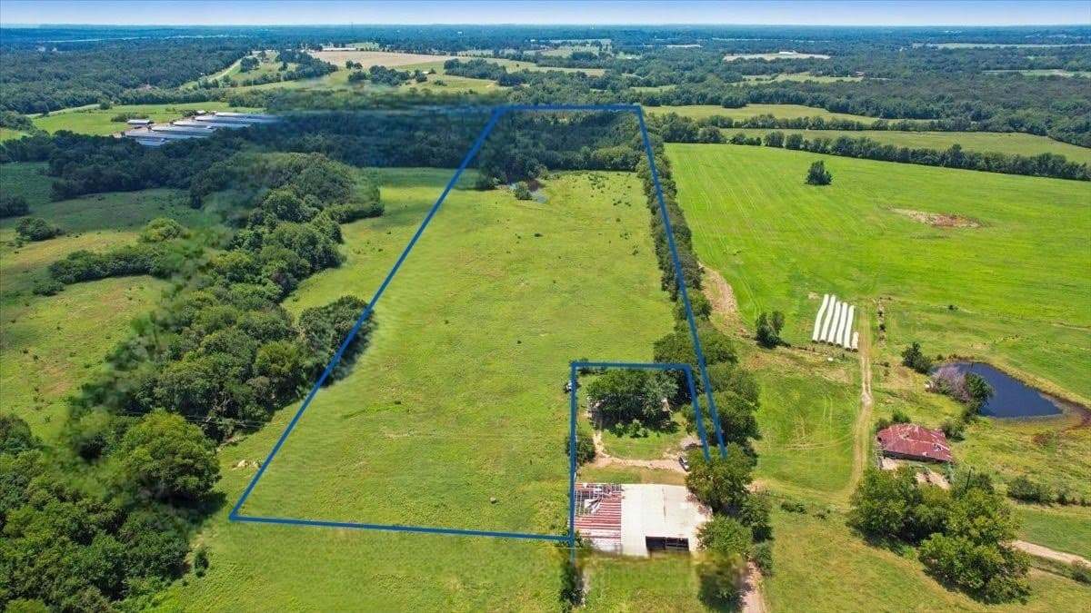 20 acres in Hopkins County