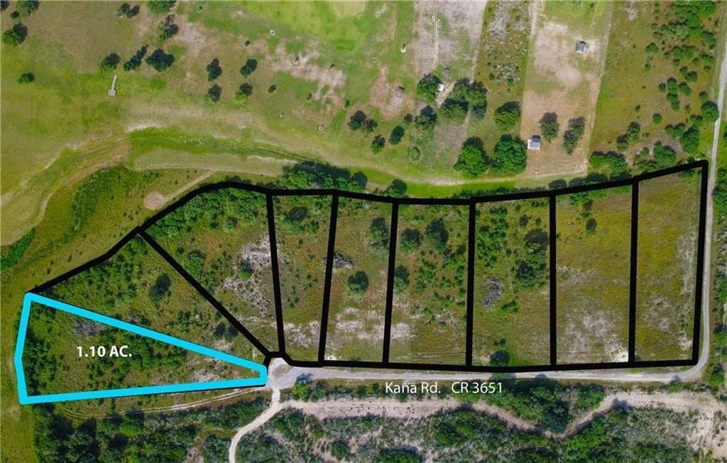 1.1 acres in Jim Wells County gallery image 2