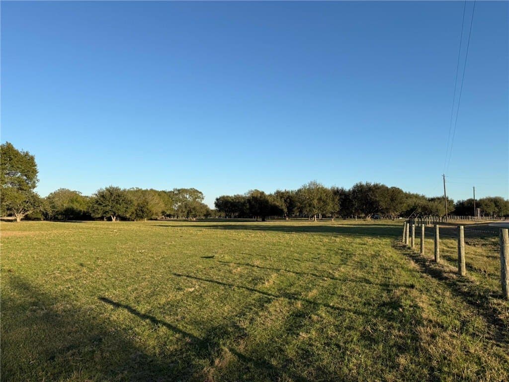 37.16 acres in AUSTIN County - photo 23