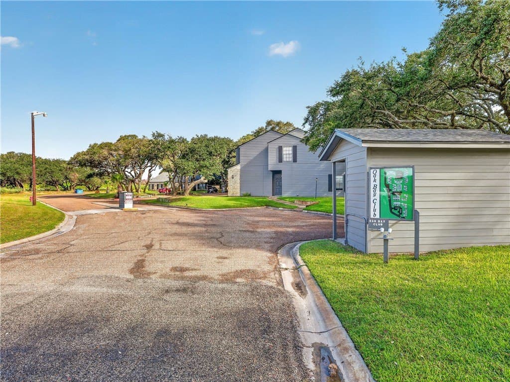 100,000 acres in Aransas County - photo 42