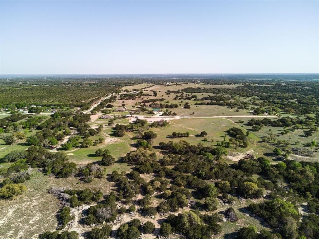 10 acres in Lampasas County