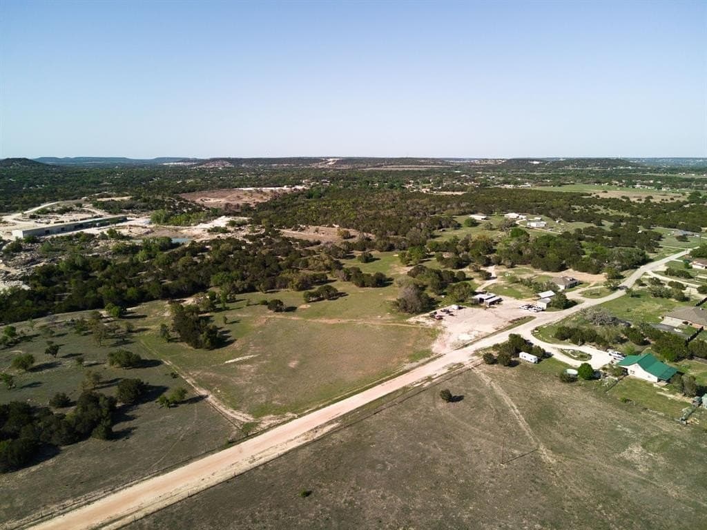 10 acres in Lampasas County gallery image 2