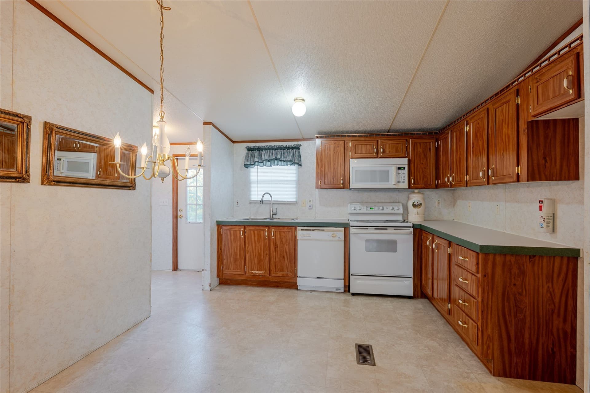 17.96 acres in Parker County - photo 11