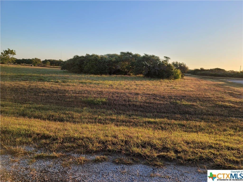 0.83 acres in Calhoun County gallery image 2