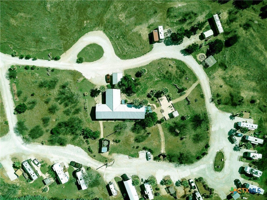 10.18 acres in Bandera County gallery image 2