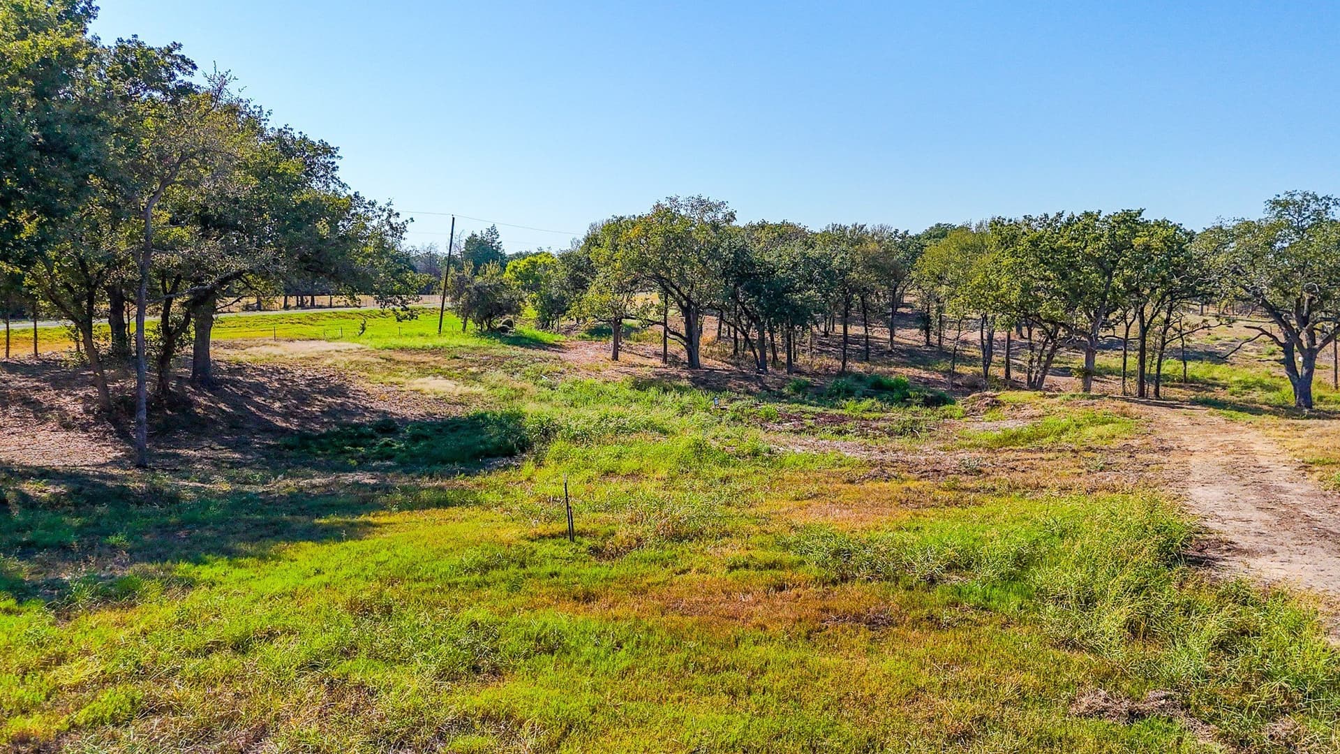 1.04 acres in Navarro County - photo 20