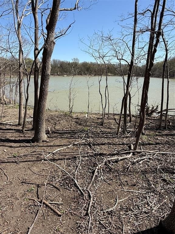 10 acres in Hill County