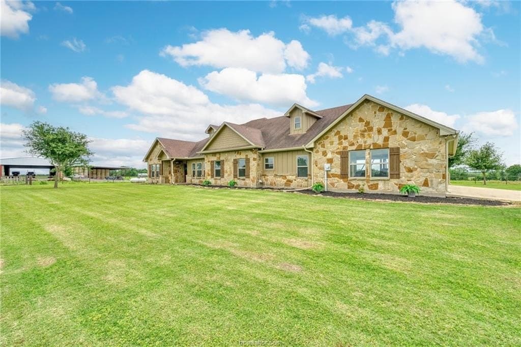 93.33 acres in Grimes County gallery image 4