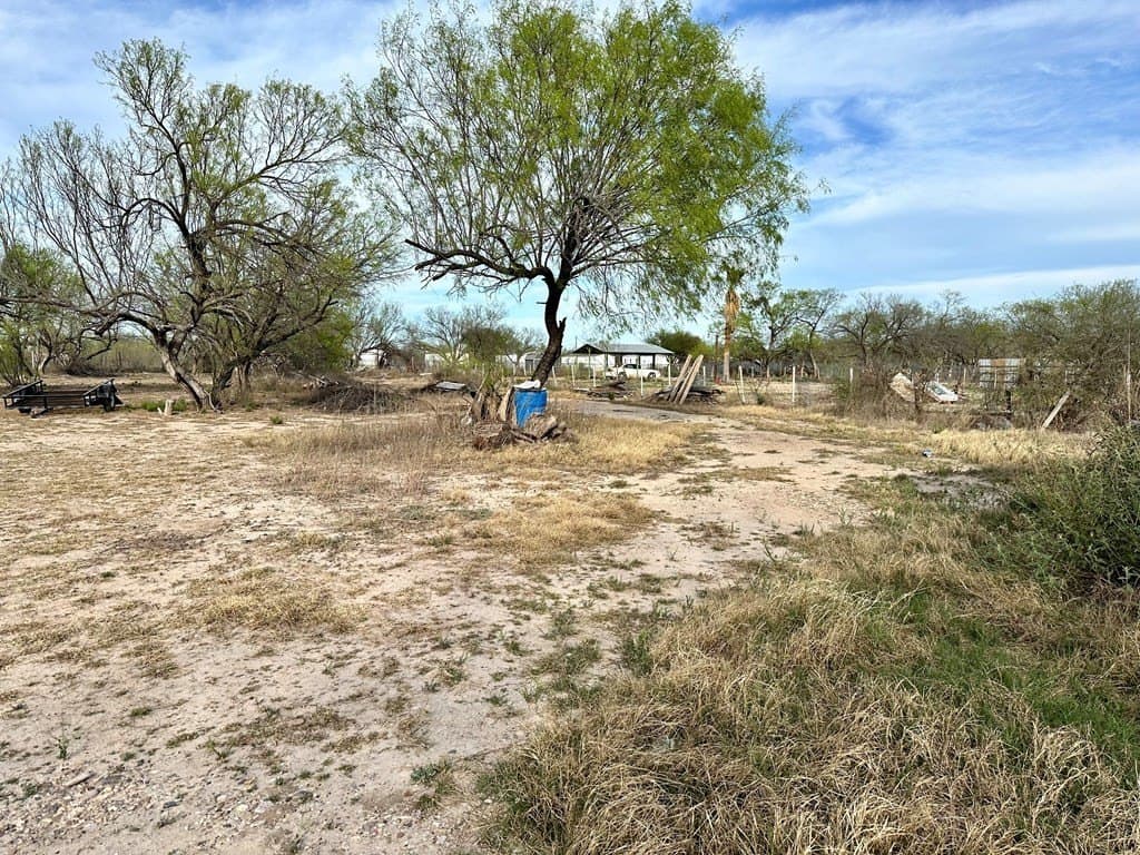20,000 acres in Maverick County gallery image 4