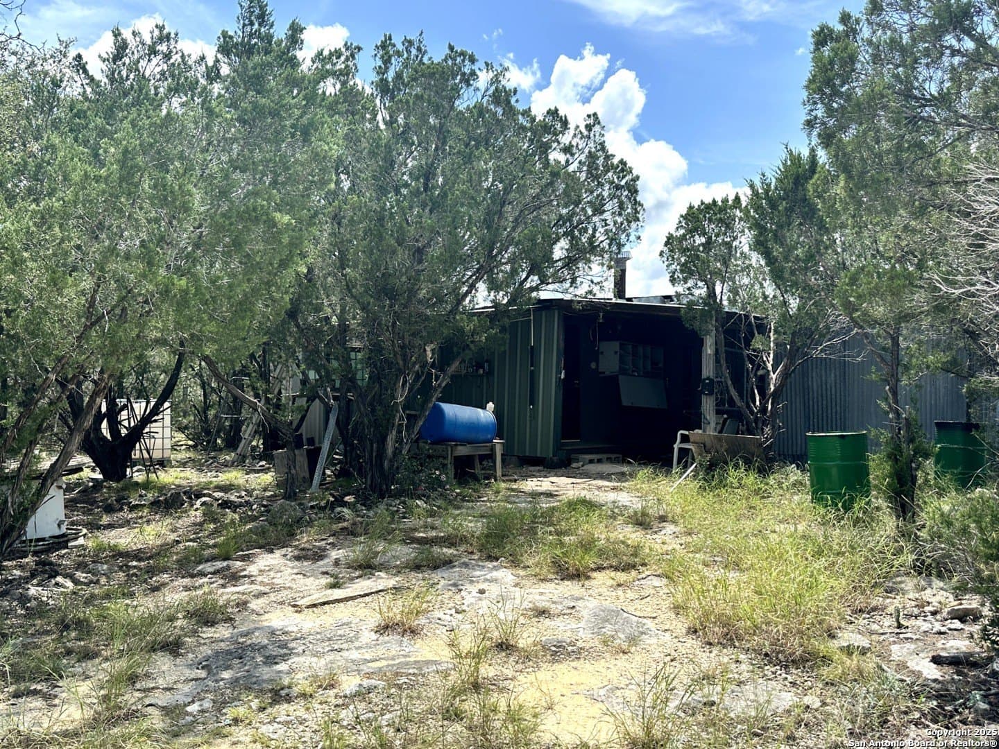 40 acres in Edwards County featured view