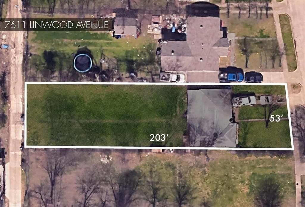 0.25 acres in Dallas County