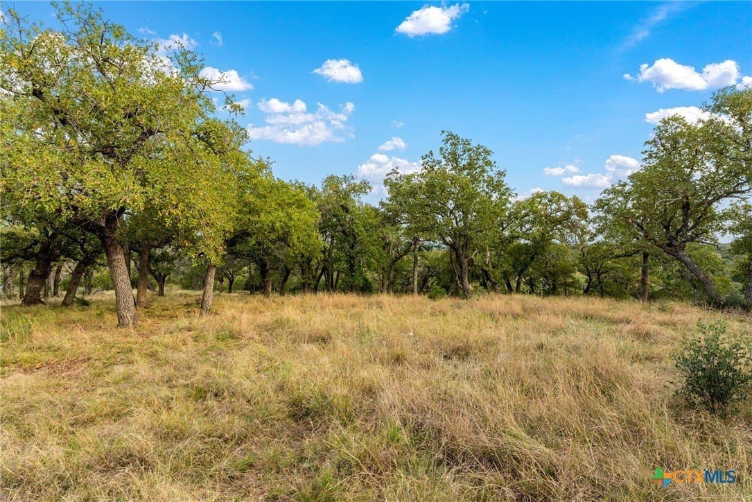 10.4 acres in San Saba County