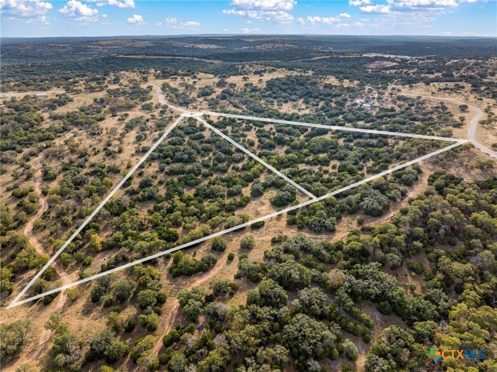 10.4 acres in San Saba County gallery image 3